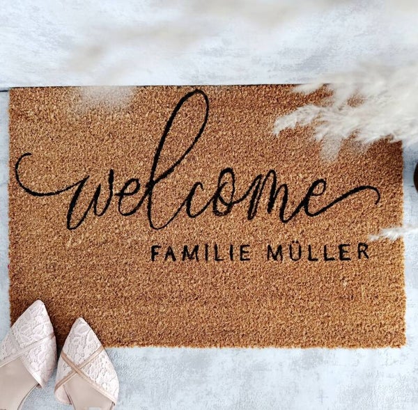 Personalisierte Fussmatte Kokos Tuermatte mit Namen Geschenk fuer Einzug Geschenk fuer Hochzeit Individuelles Design