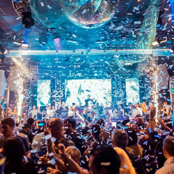 Escape the Strip – Your Private Vegas Retreat 🥂✨