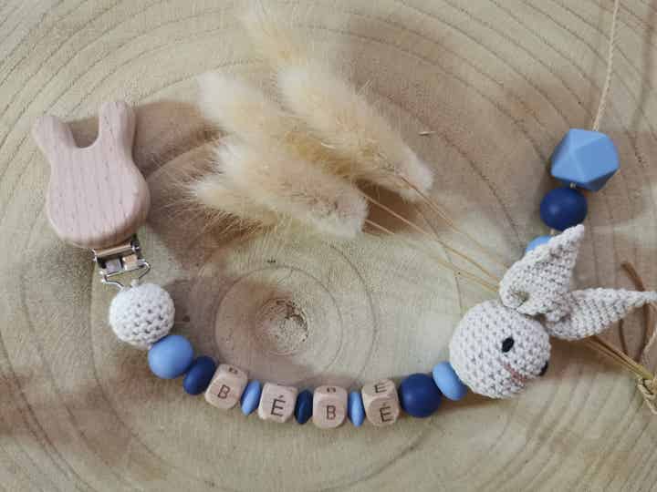 • Attache-tétine Lapinou •