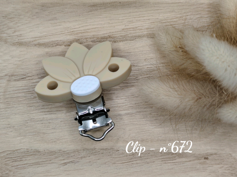Clip - n°672