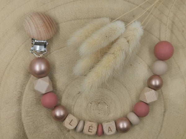 • Attache-tétine avec Perles Spéciales •