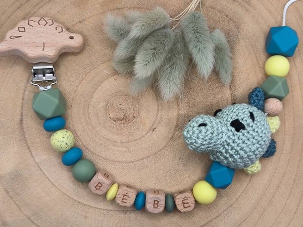 • Attache-tétine Dragon en Crochet •
