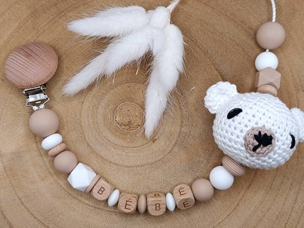 • Attache-tétine Ourson en Crochet •