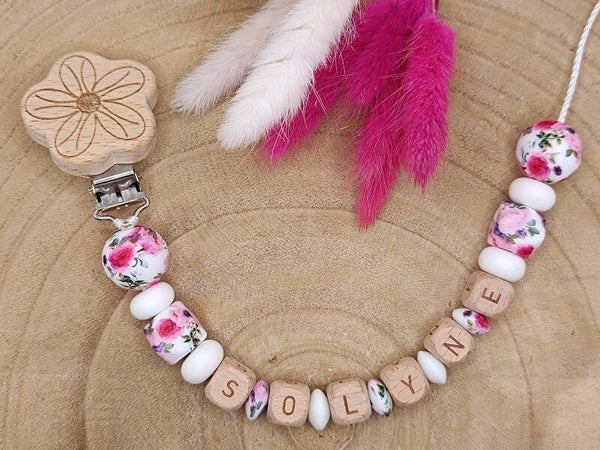 Attache-tétine de Solyne