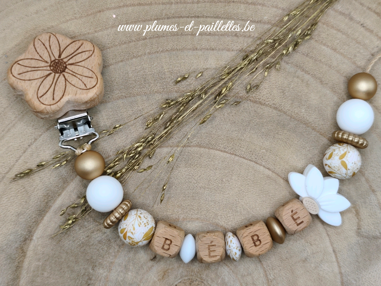 • Attache tétine Fleur de Lotus •