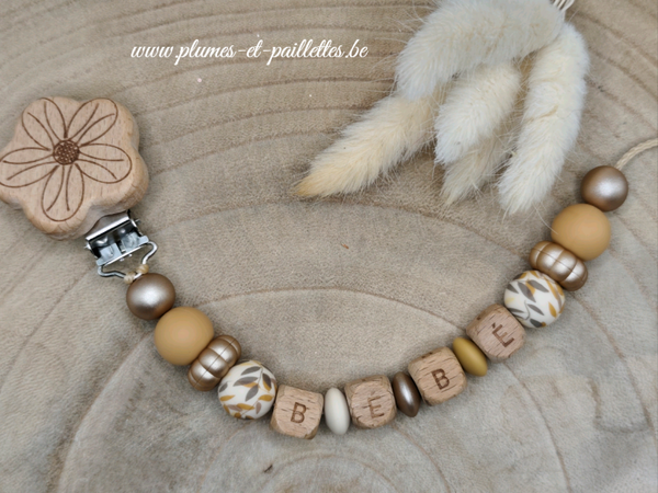 • Attache tétine avec Perles Spéciales Fleurs •