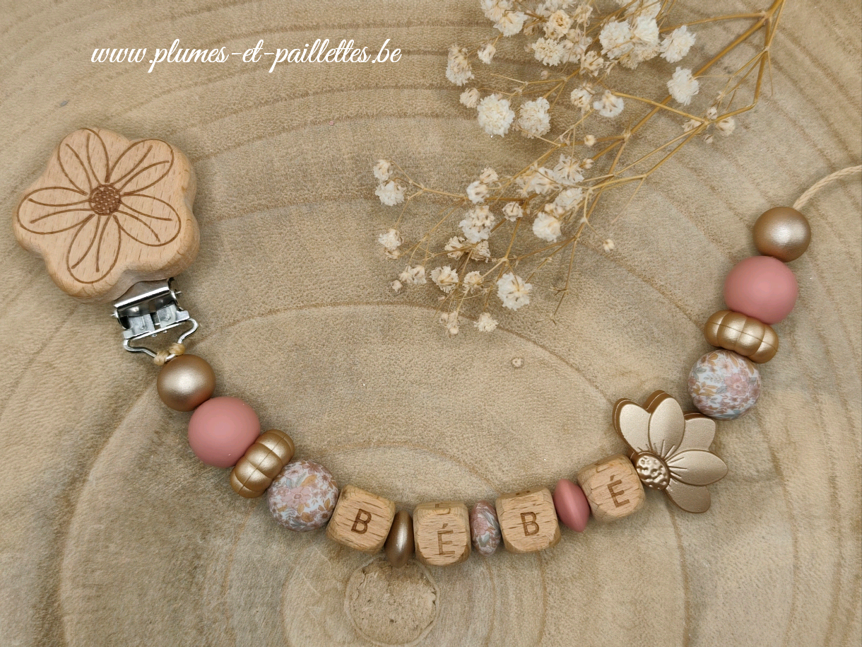 • Attache tétine Fleur de Lotus •