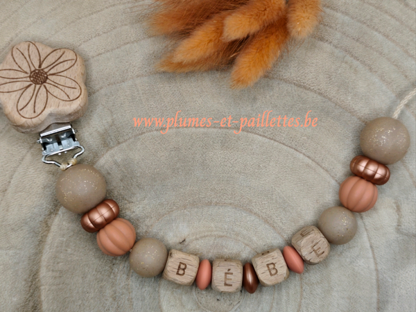 • Attache tétine avec Perles Spéciales Fleur •