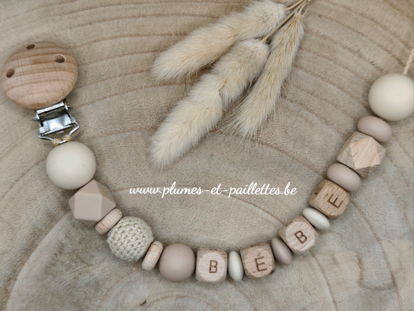 • Attache tétine Nordique •