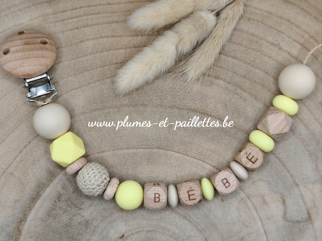 • Attache tétine Nordique •
