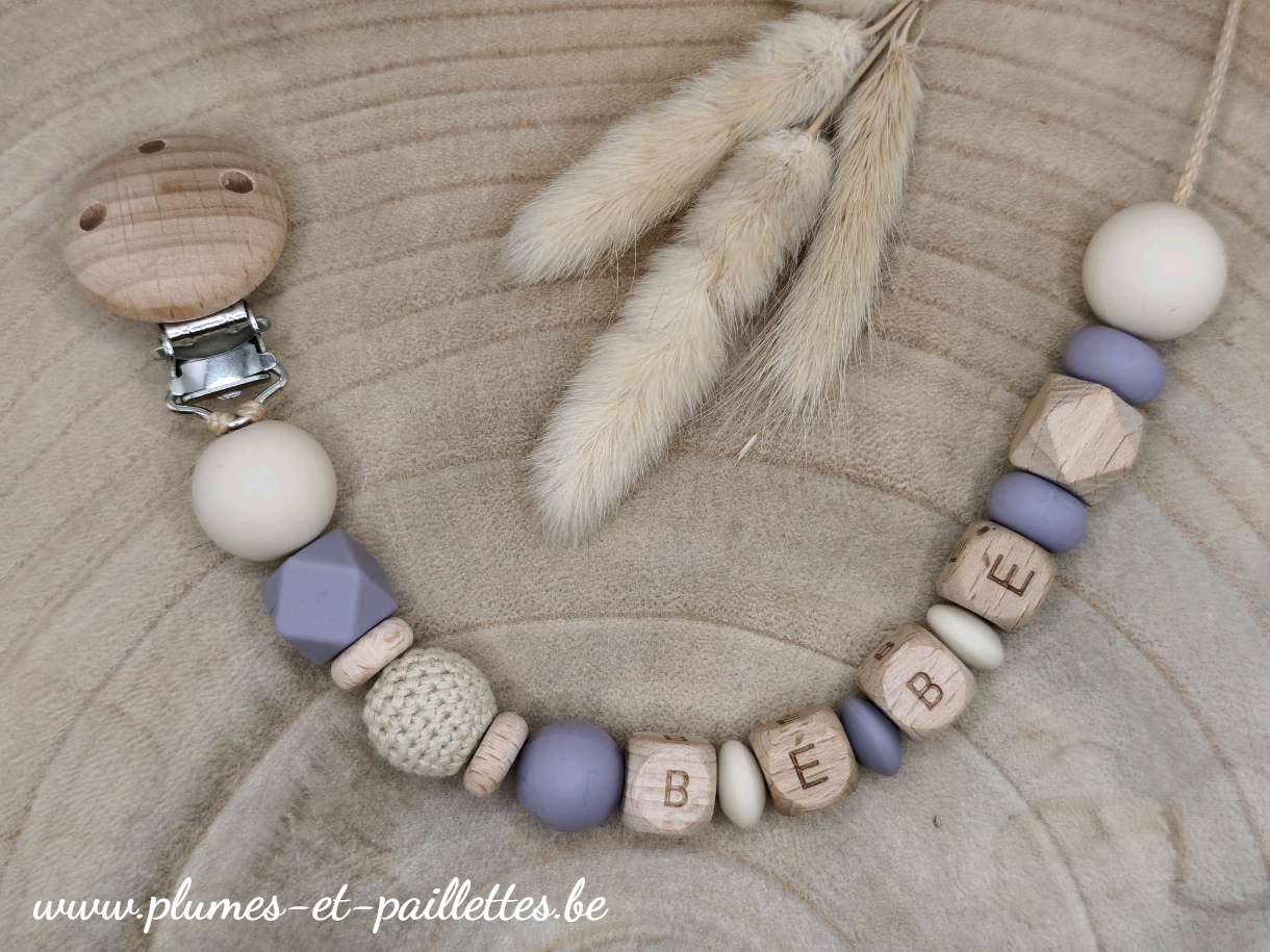 • Attache tétine Nordique •