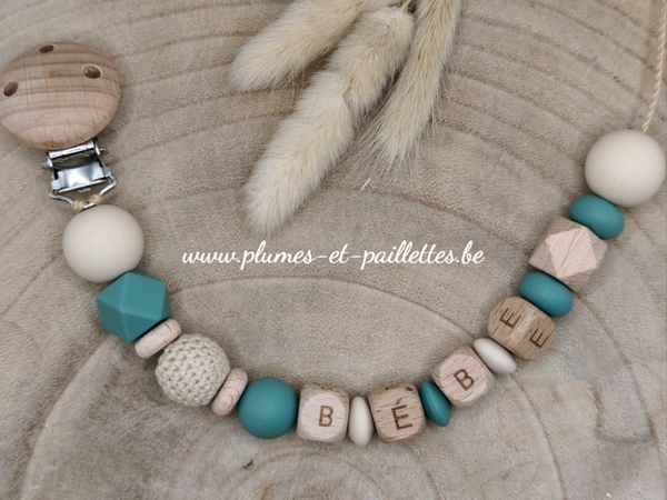 • Attache tétine Nordique •