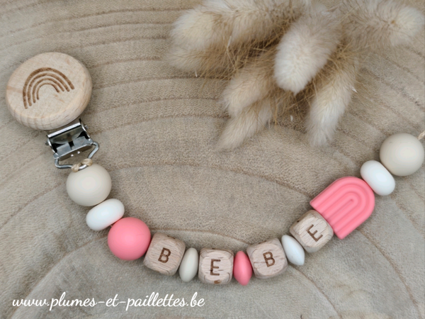 • Attache tétine Arc-en-ciel •