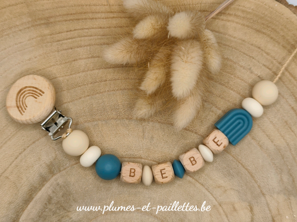 • Attache tétine Arc-en-ciel •
