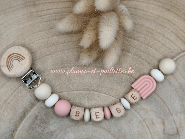 • Attache tétine Arc-en-ciel •