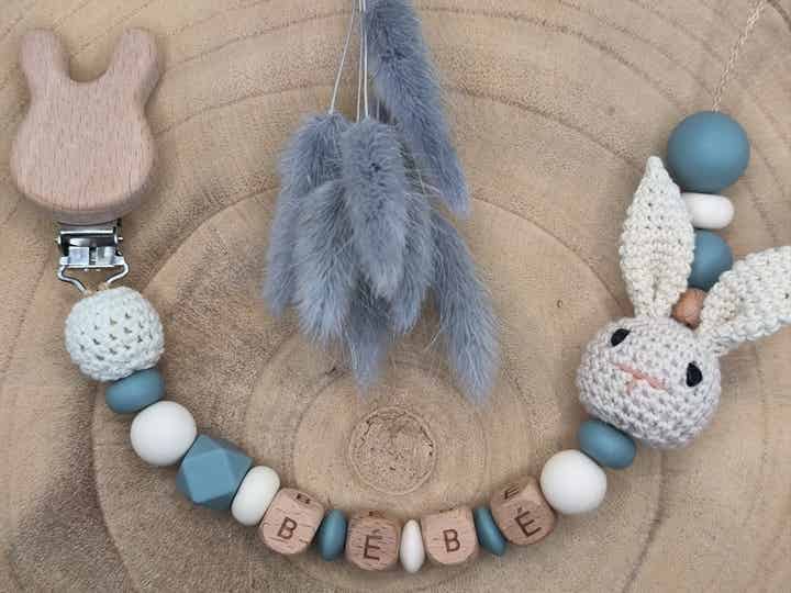 • Attache-tétine Lapinou •