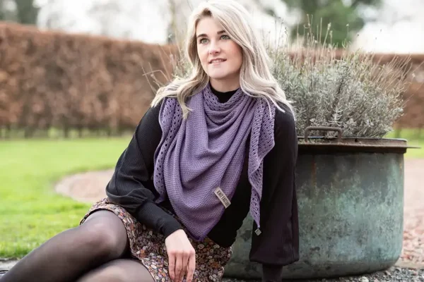 April Dreieckstuch gestrickt 190 x 85 cm