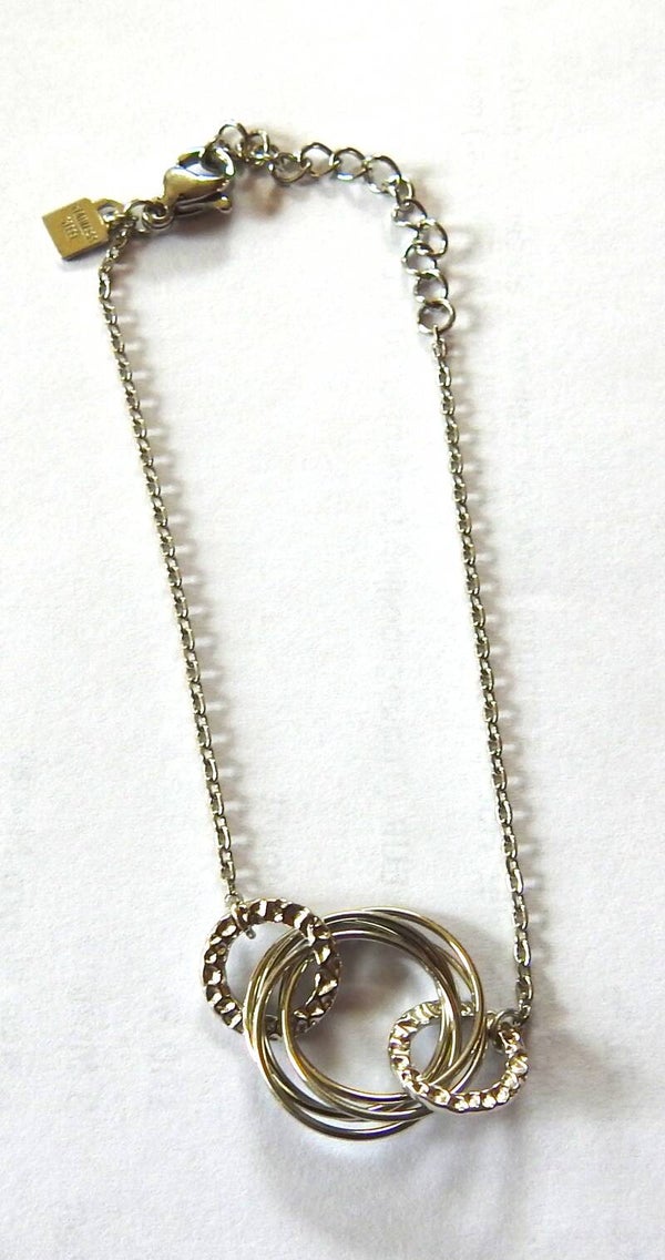 Armband aus Edelstahl mit 3 Ringe