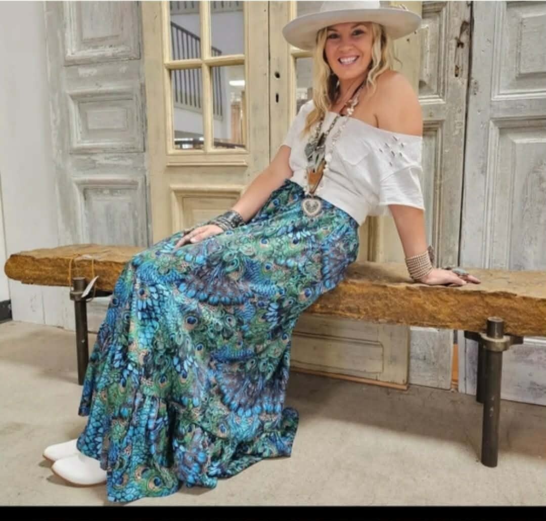 A Rare Bird Peacock Ruffle