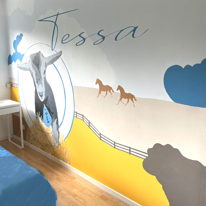 tessa-1-standard.png
