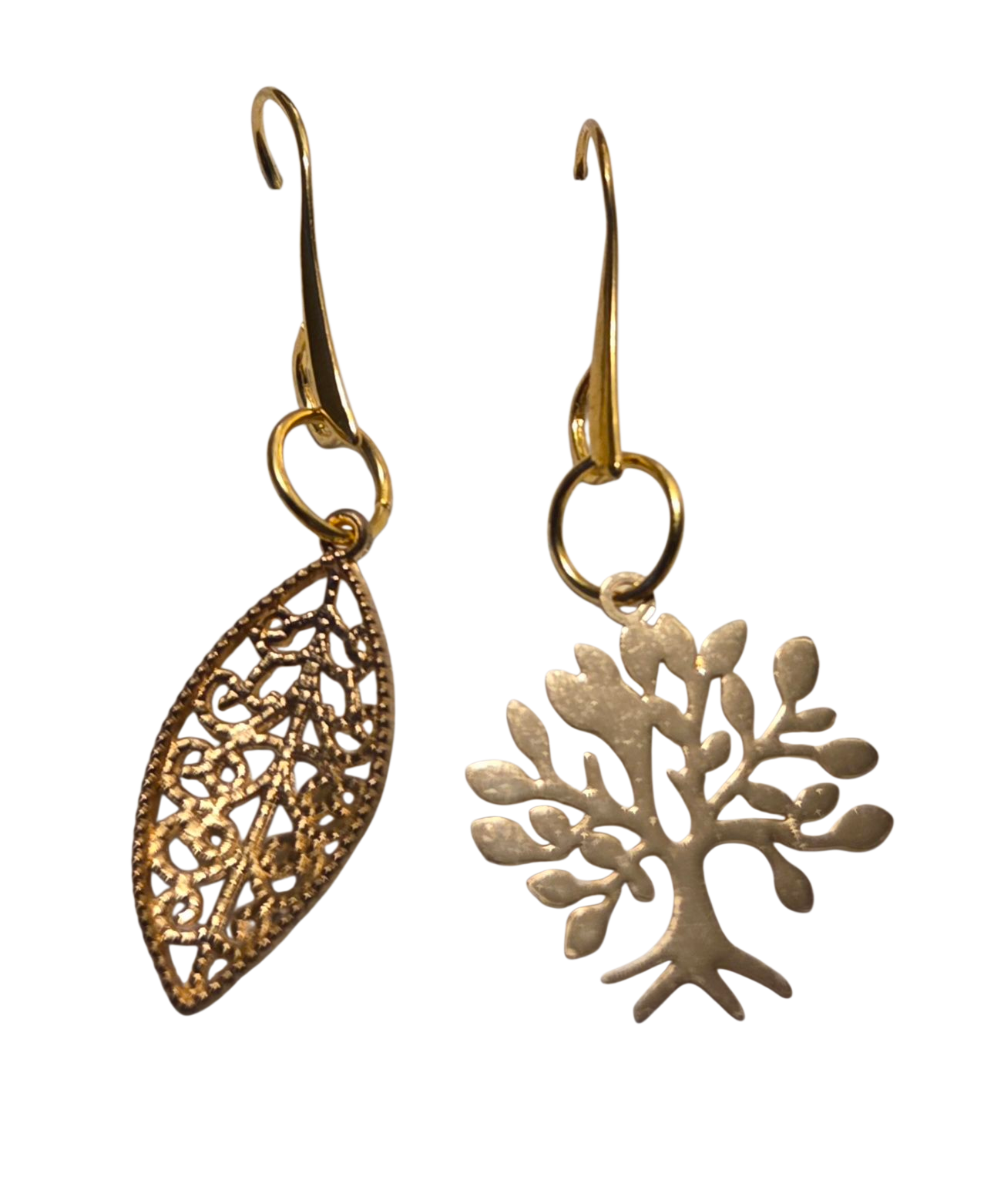 On trend mismatched  gold earrings