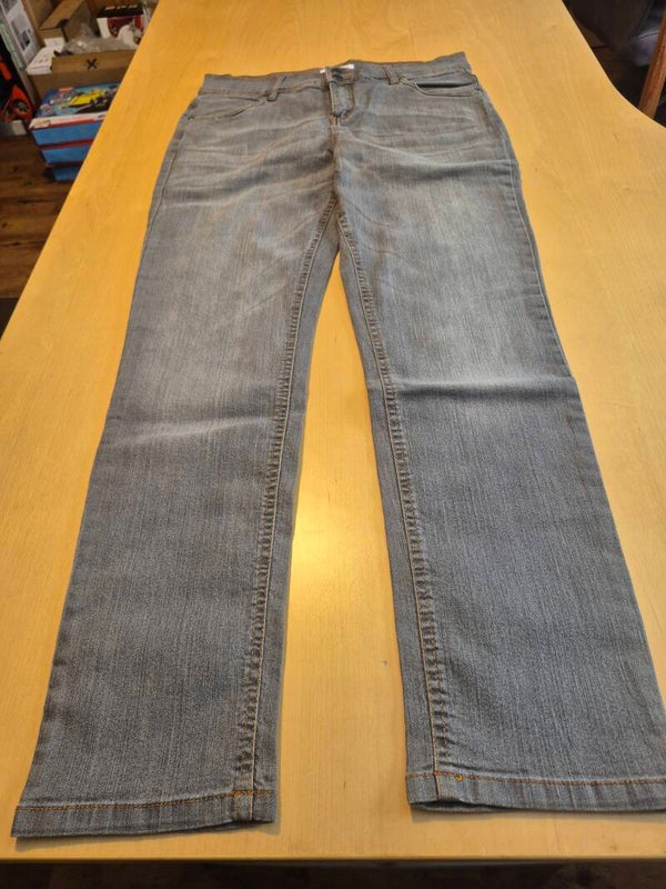 Jeans in Gr. 44