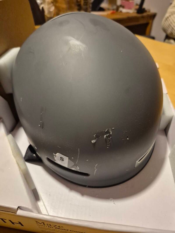 Fahrradhelm in Grau