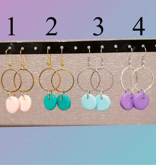 Oorbellen in pastelkleuren