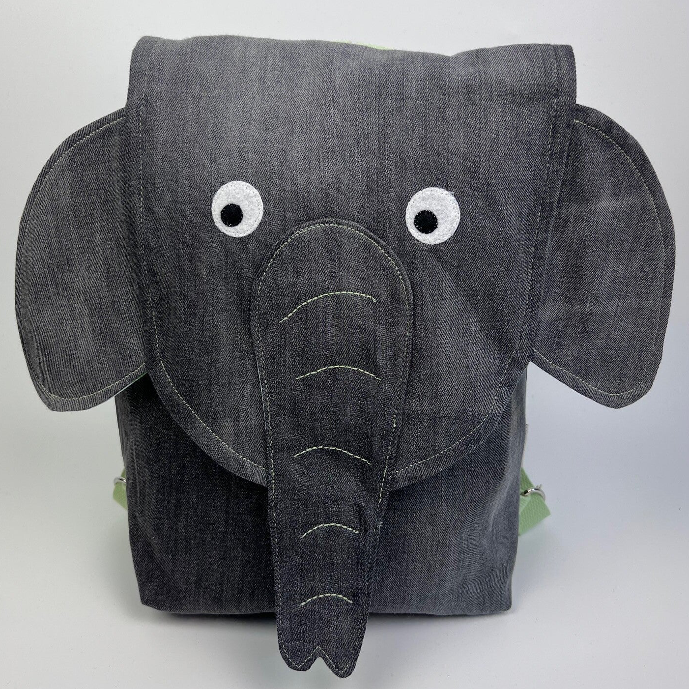 olefanten Rucksack aus grauer Jeans - Ananas