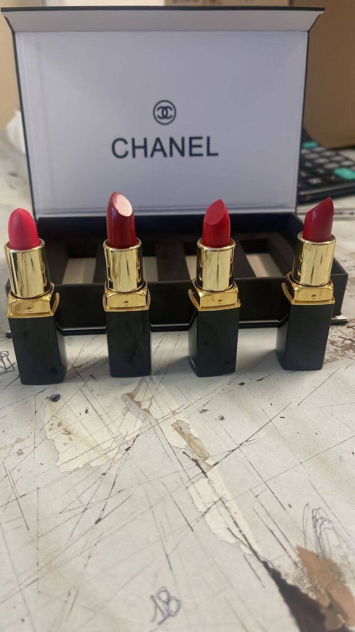 set di rossetti CHANEL