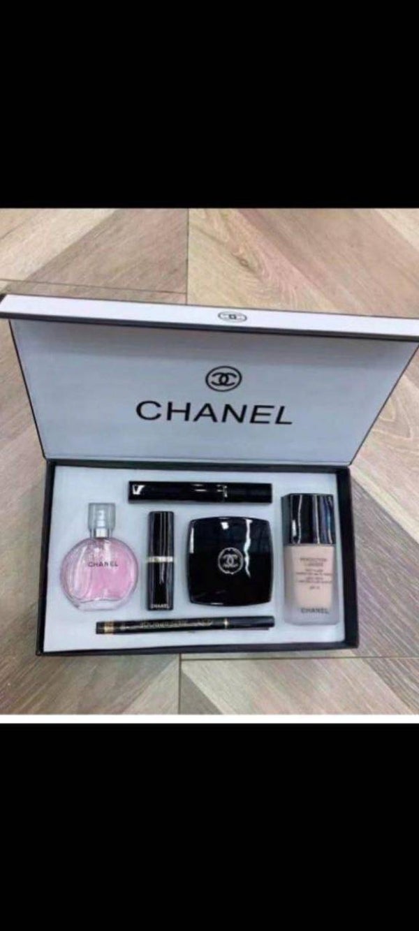 Set di profumi e cosmetici CHANEL
