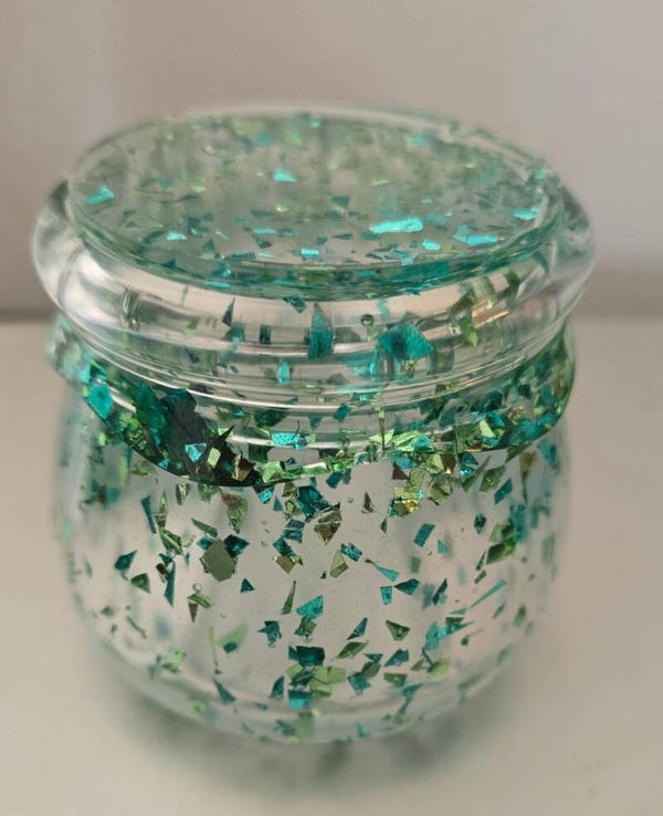 sparkle resin jar