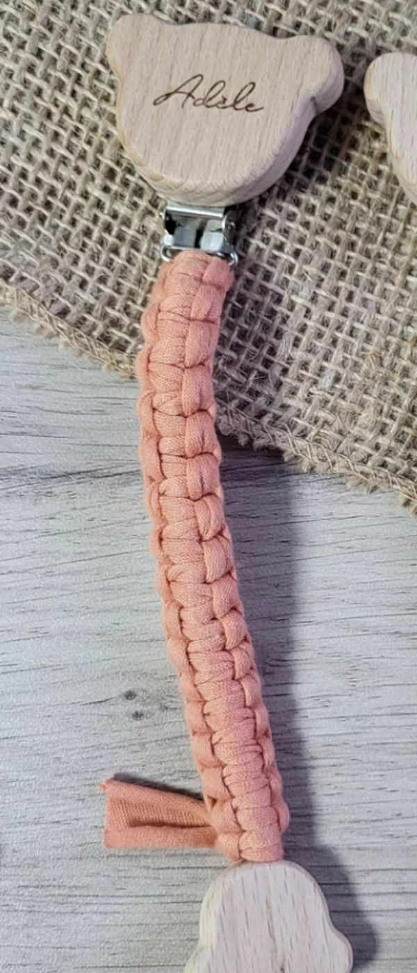 Attache tétine coloris pêche