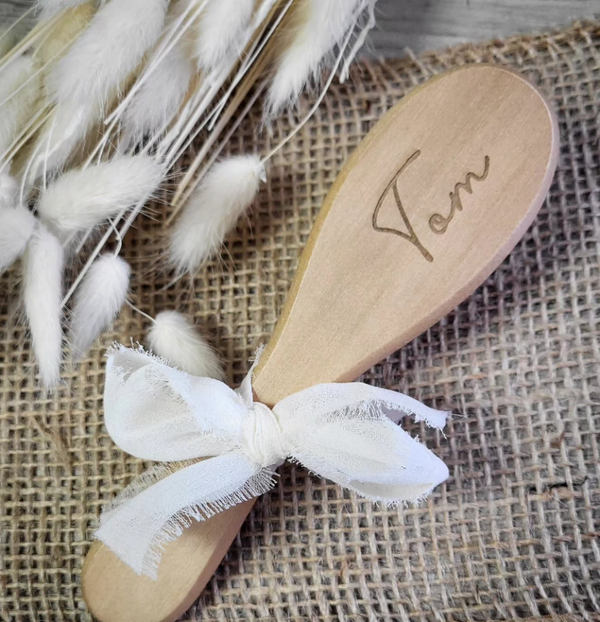 Brosse bébé en bois