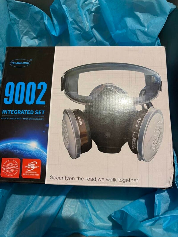 9002 integrated set face mask and googles