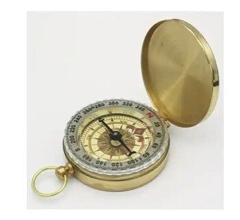 Compass with cover