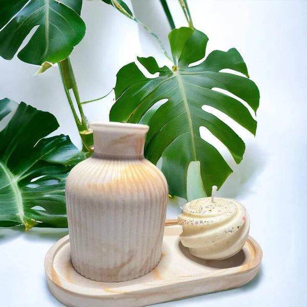 Handgefertigte Vase / Tablett