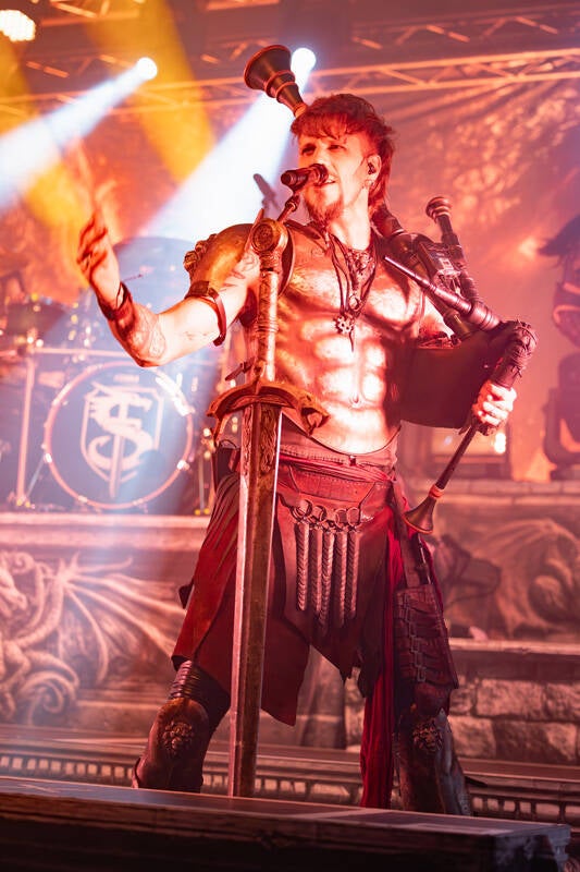 feuer-63-von-134-standard.jpg
