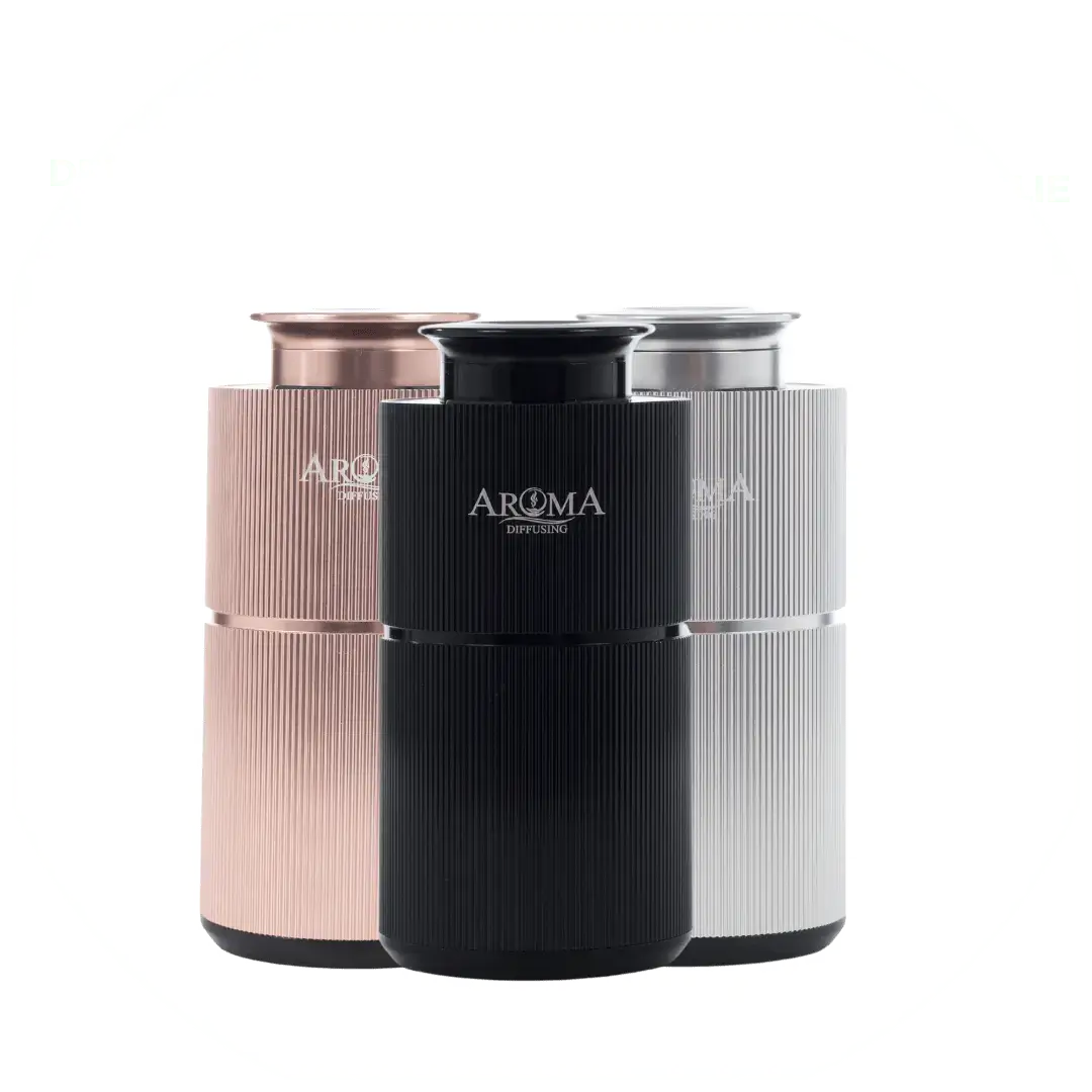 Mini aroma diffusers in zwart, zilver en roségoud – compact en stijlvol – Petfood Joëlle Goutum