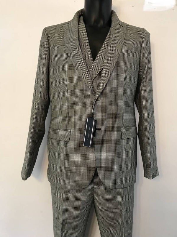 Tommy hilfiger  MDHK006   Size: 50