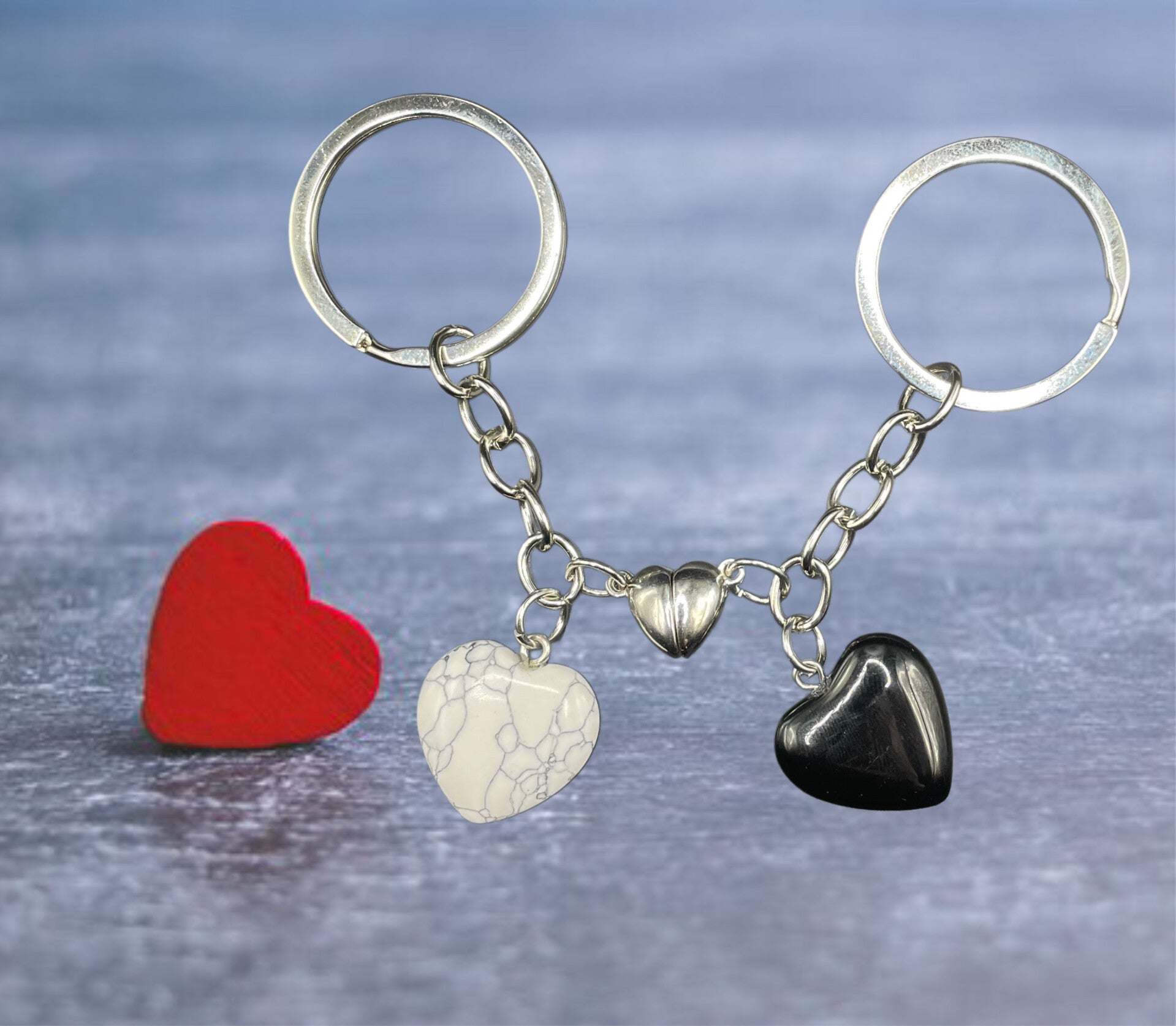 Porte clé cœur magnétique howlite et onyx