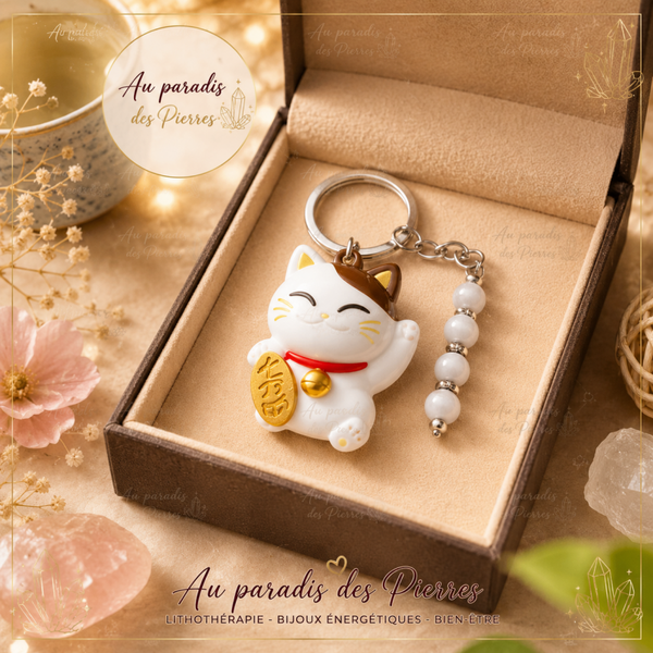Porte clé maneki neko blanc et Pierres agate du botwsana