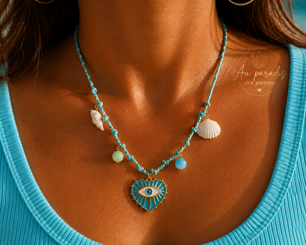 Collier « gris gris »