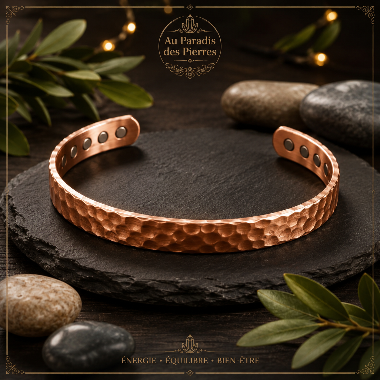 Bracelet en cuivre magnetique martelé
