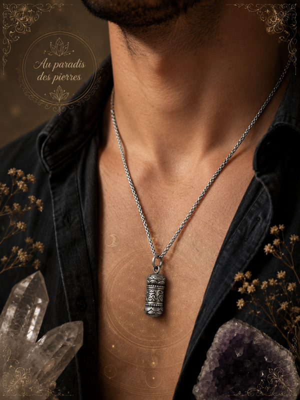 Collier pendentif porte-bonheur Shurangama Mantra