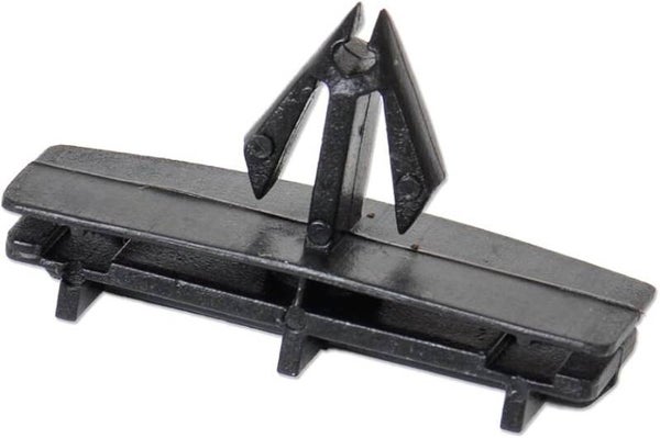 Fender Flare Molding Retainer / Clip