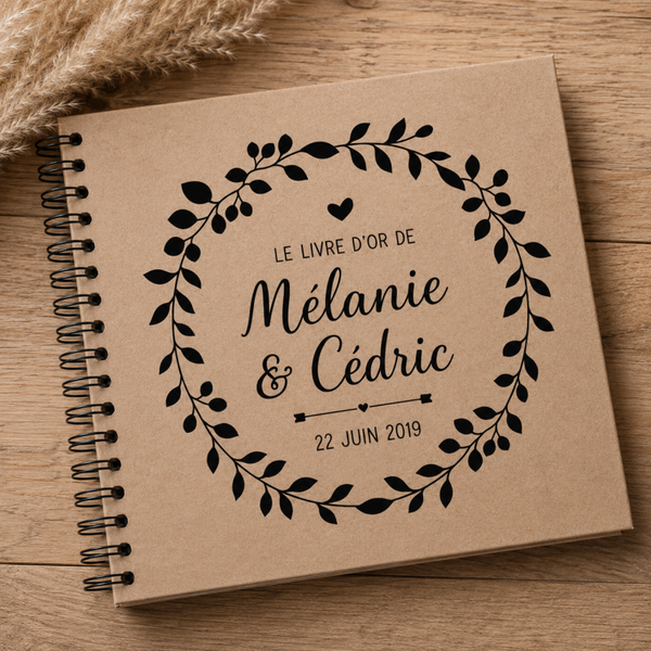 📖 Livre d’or personnalisé – 18 x 18 cm