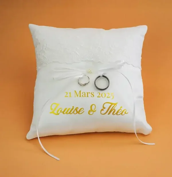Coussin d’alliances personnalisé 💍