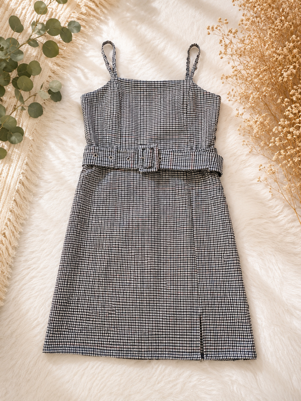 JOLIE ROBE CARREAUX