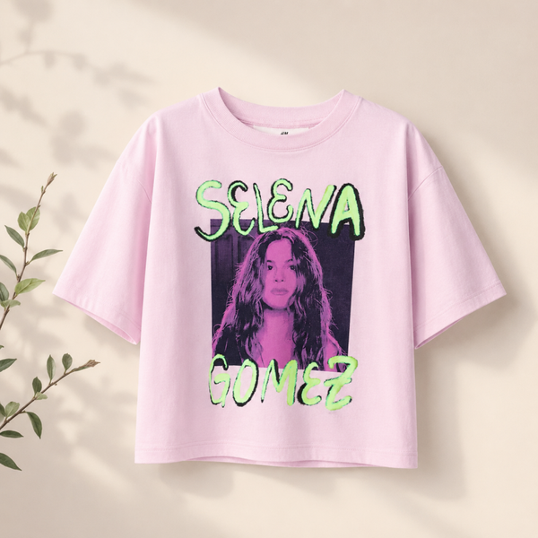 TEE-SHIRT COURT SELENA GOMEZ